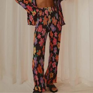 PEPPERMAYO 90s Muse Pants - Noir Bloom - 10